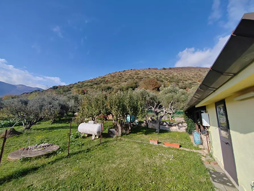 Immagine 40 di Villa in vendita  in Via Monte Acuto 41 a Bassiano