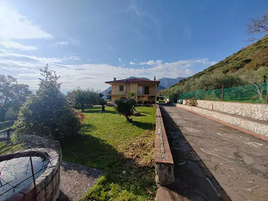 Immagine 46 di Villa in vendita  in Via Monte Acuto 41 a Bassiano