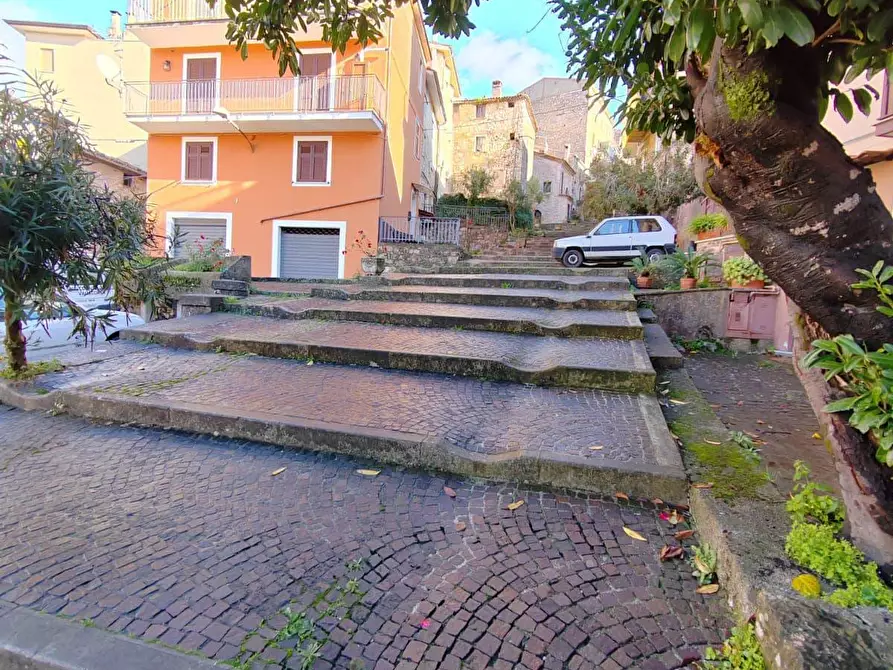 Immagine 29 di Palazzo in vendita  in Via Acquaro Savoia a Arnara