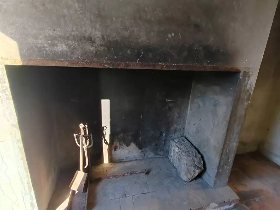 Immagine 24 di Palazzo in vendita  in Via Acquaro Savoia a Arnara