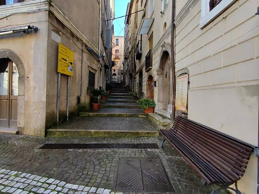 Immagine 25 di Appartamento in vendita  in vicolo giglio 27 a Vallecorsa