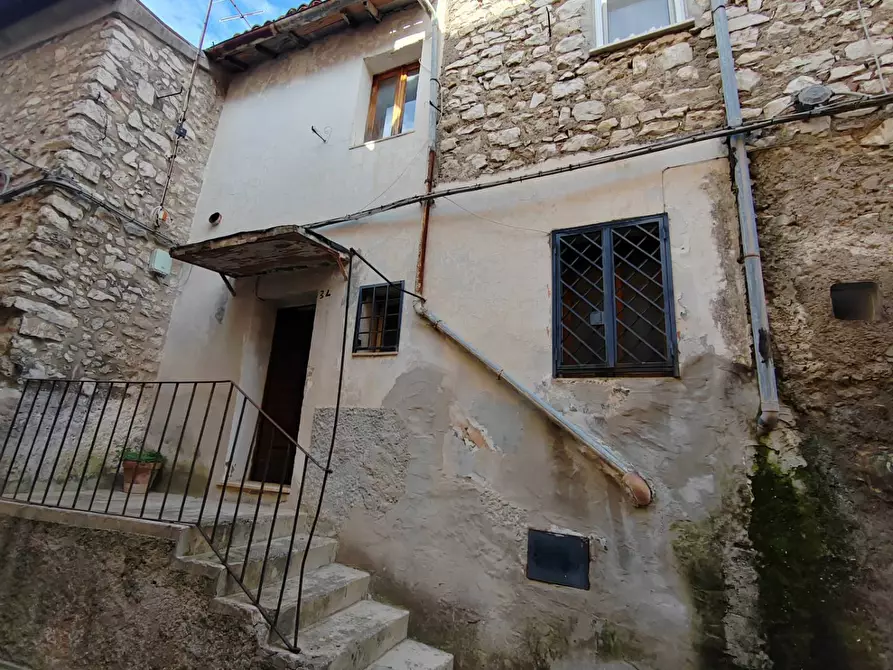 Immagine 17 di Appartamento in vendita  in Via Cesare Battisti 34 a Bassiano