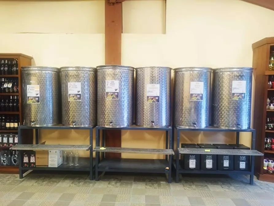 Immagine 27 di Attività commerciale in vendita  in via Roma 54 a Alfedena