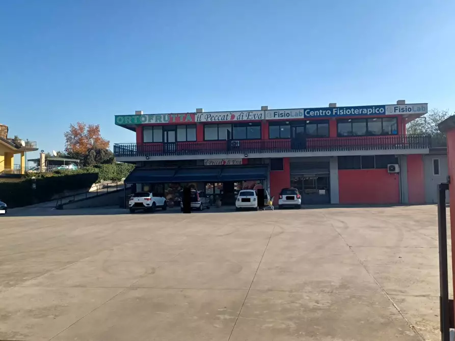 Immagine 11 di Locale commerciale in vendita  in viale Fabrateria Vetus a Ceccano