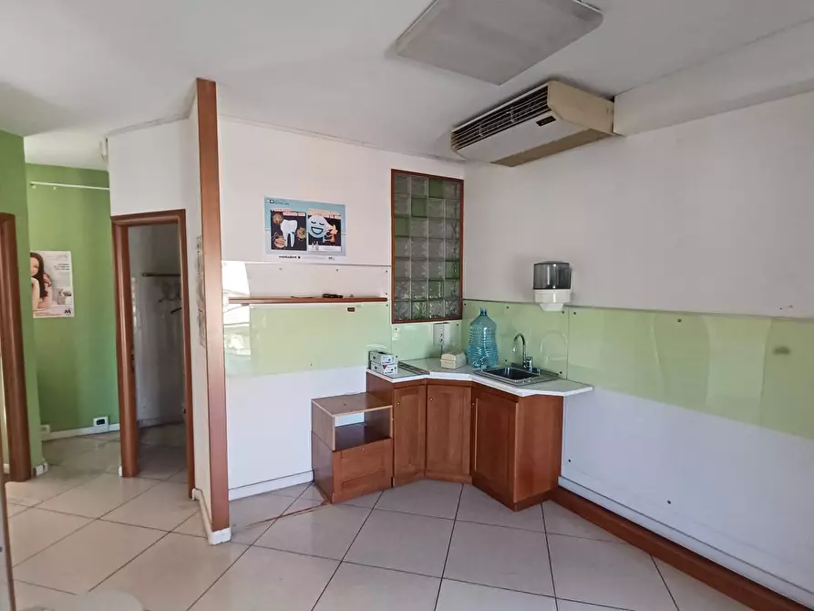 Immagine 32 di Appartamento in vendita  in Via Dante Alighieri 49 a Bassiano