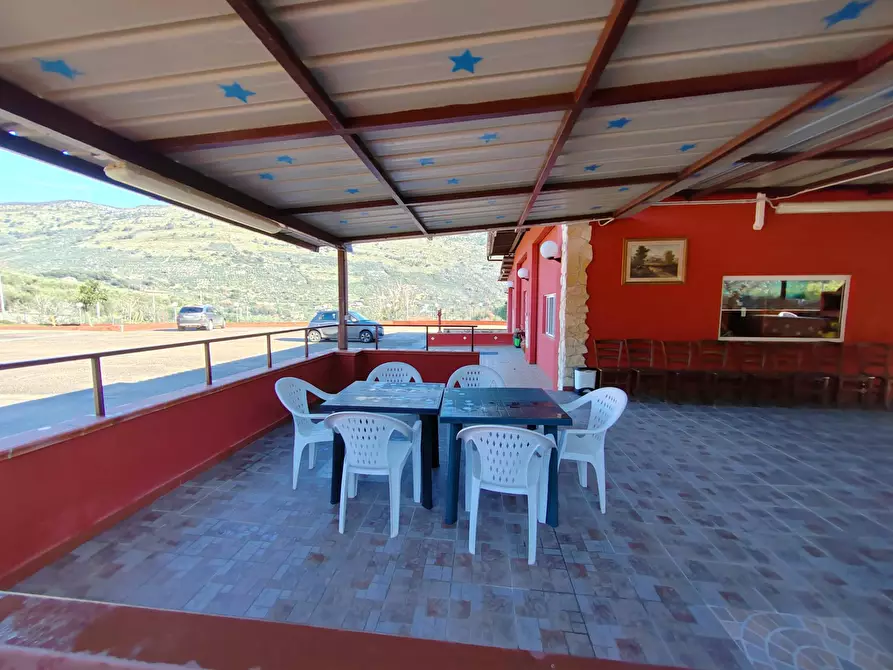 Immagine 9 di Locale commerciale in vendita  in Via Cerreto 50 a Bassiano