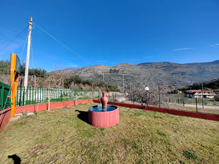 Immagine 23 di Locale commerciale in vendita  in Via Cerreto 50 a Bassiano