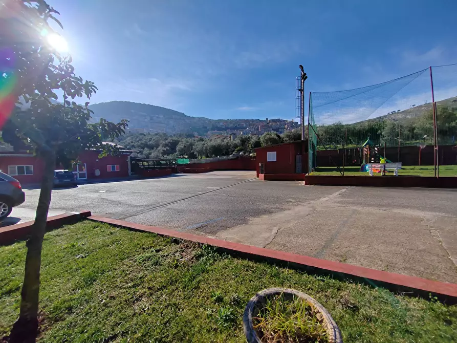 Immagine 27 di Locale commerciale in vendita  in Via Cerreto 50 a Bassiano