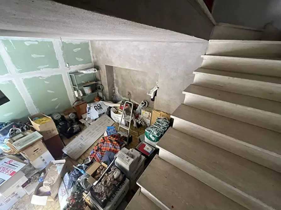 Immagine 2 di Locale commerciale in vendita  in vicolo fanfarillo a Alatri