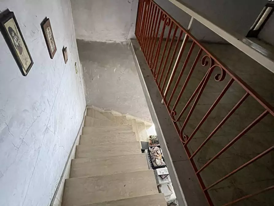 Immagine 5 di Locale commerciale in vendita  in vicolo fanfarillo a Alatri