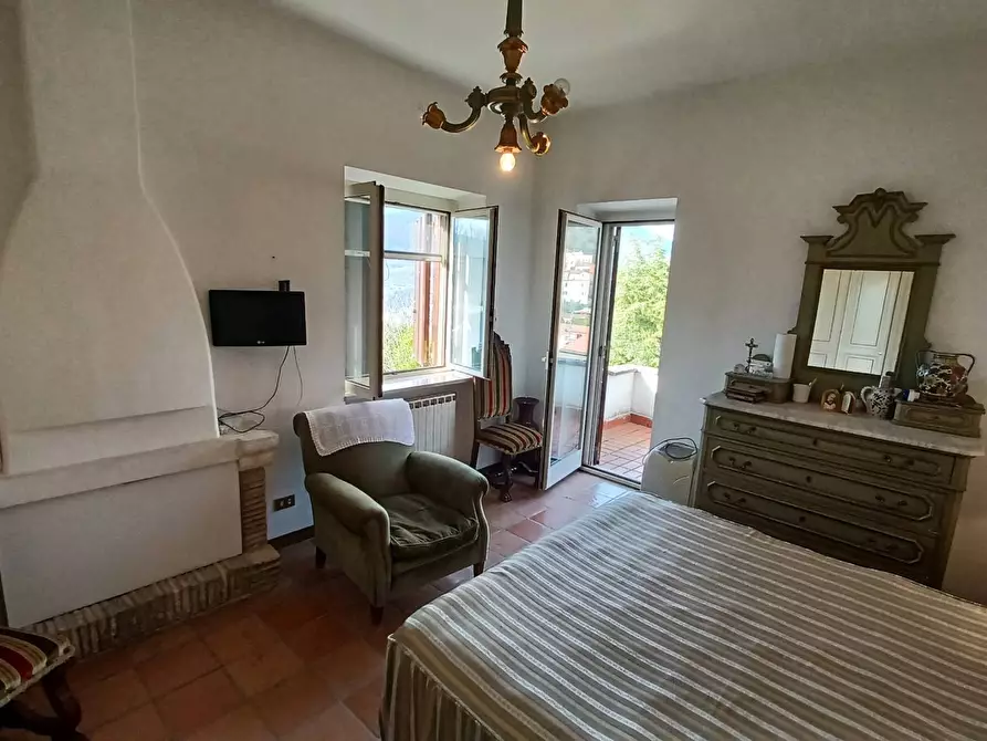 Immagine 20 di Villa in vendita  in Santa Lucia a Arnara