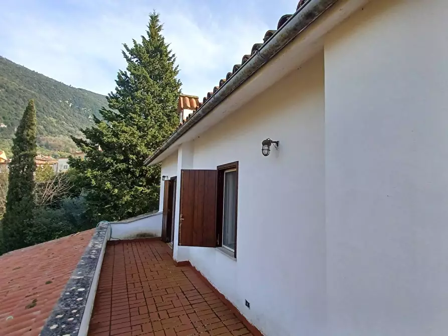 Immagine 29 di Villa in vendita  in Santa Lucia a Arnara