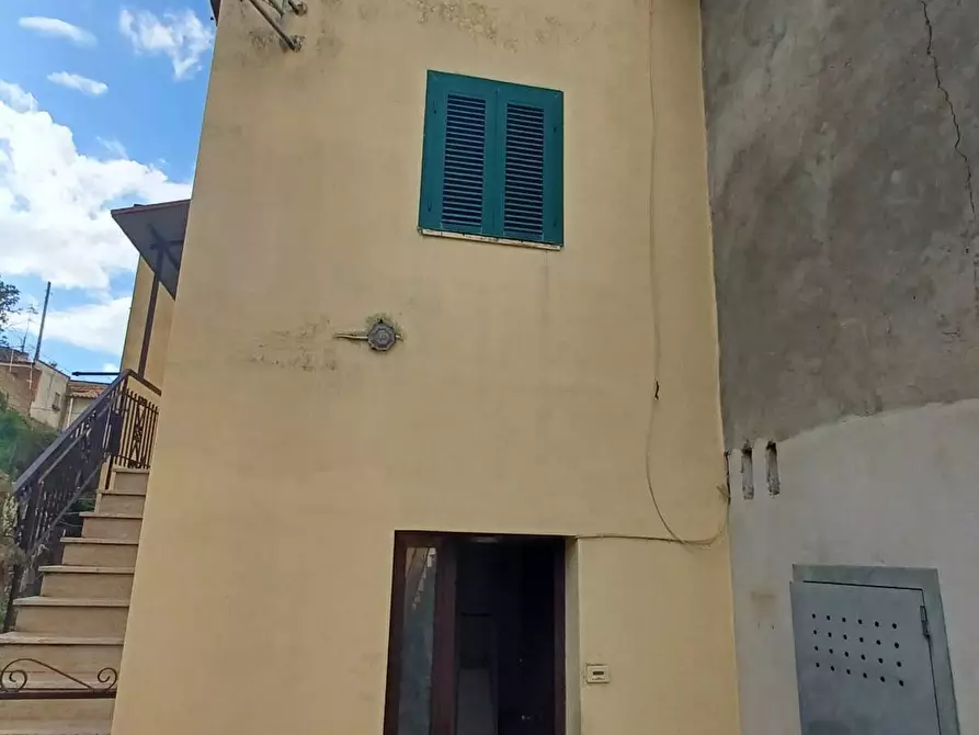Immagine 9 di Appartamento in vendita  in Viale San Rocco 38 a Bassiano