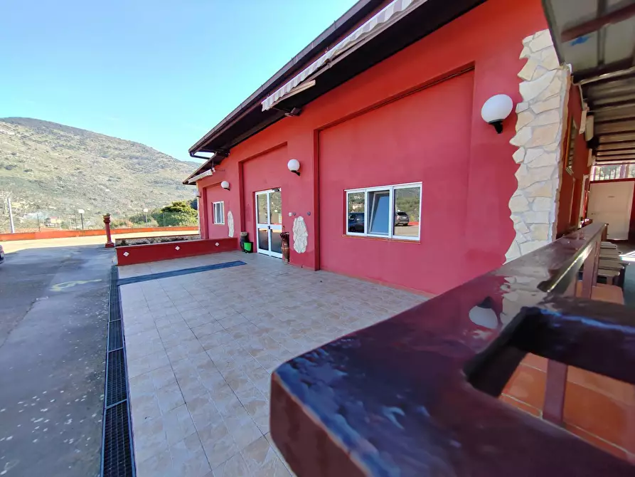 Immagine 3 di Locale commerciale in affitto  in Via Cerreto 50 a Bassiano