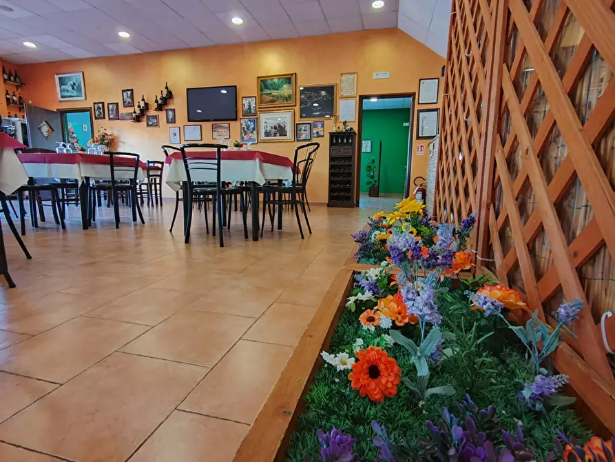 Immagine 16 di Locale commerciale in affitto  in Via Cerreto 50 a Bassiano