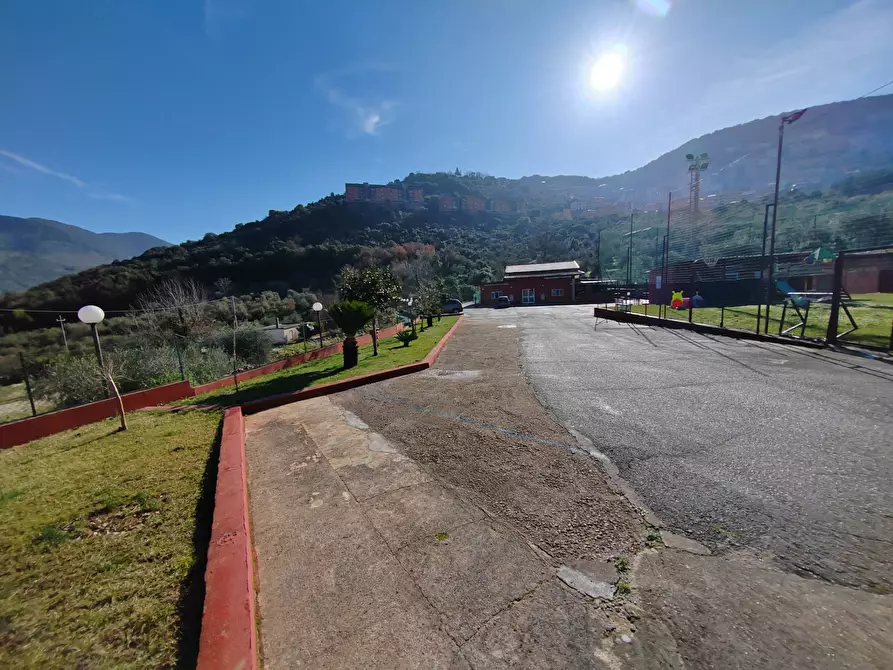 Immagine 24 di Locale commerciale in affitto  in Via Cerreto 50 a Bassiano