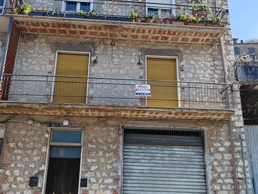 Immagine 32 di Appartamento in vendita  in Via Capitano Vincenzo Pellegrini a Bassiano