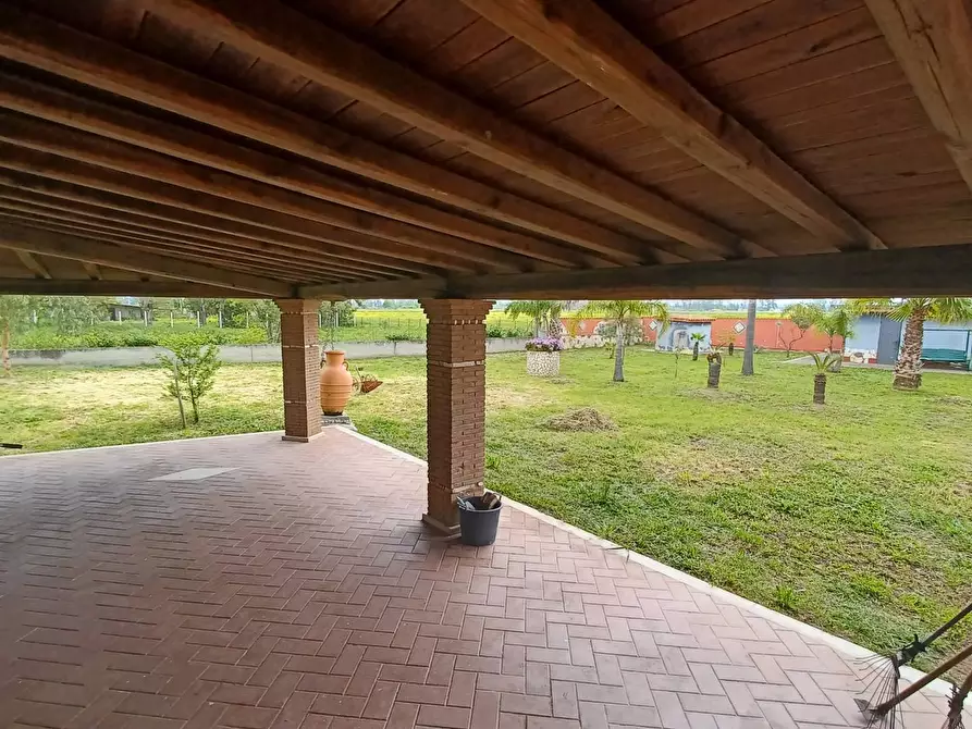 Immagine 4 di Villa in vendita  in via dei lucani a Sabaudia