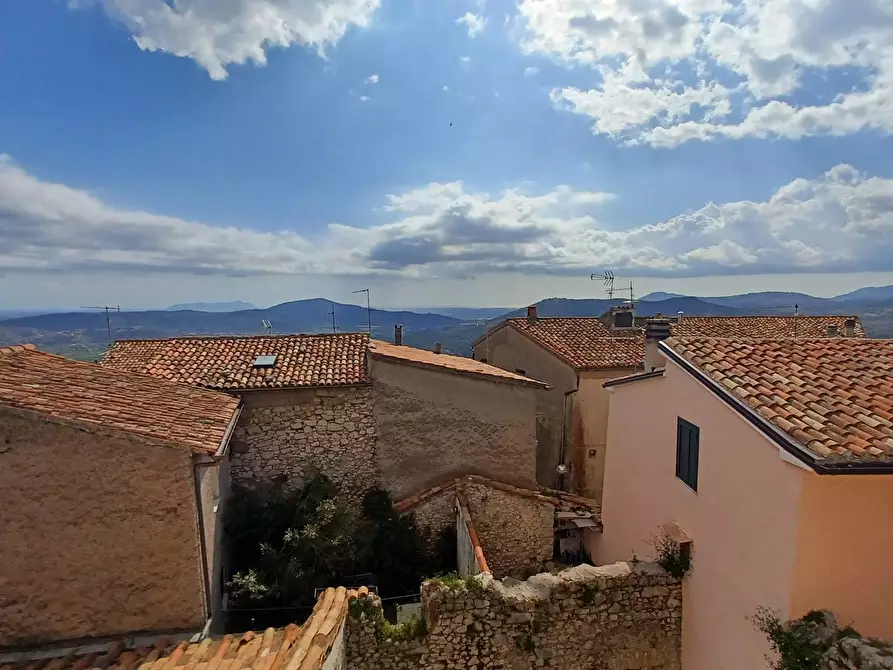 Immagine 27 di Appartamento in vendita  in piazza del Duomo a Bassiano