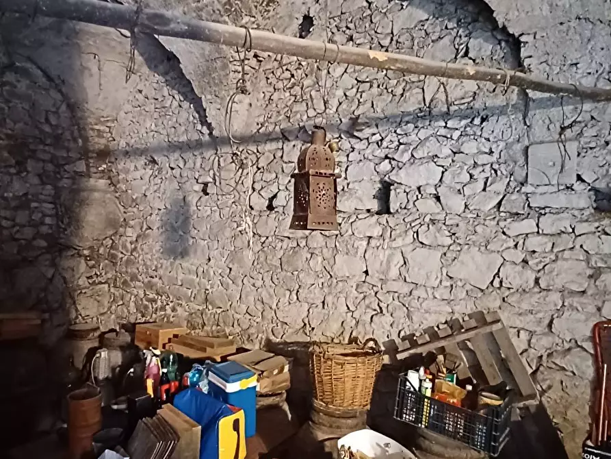 Immagine 36 di Appartamento in vendita  in piazza del Duomo a Bassiano