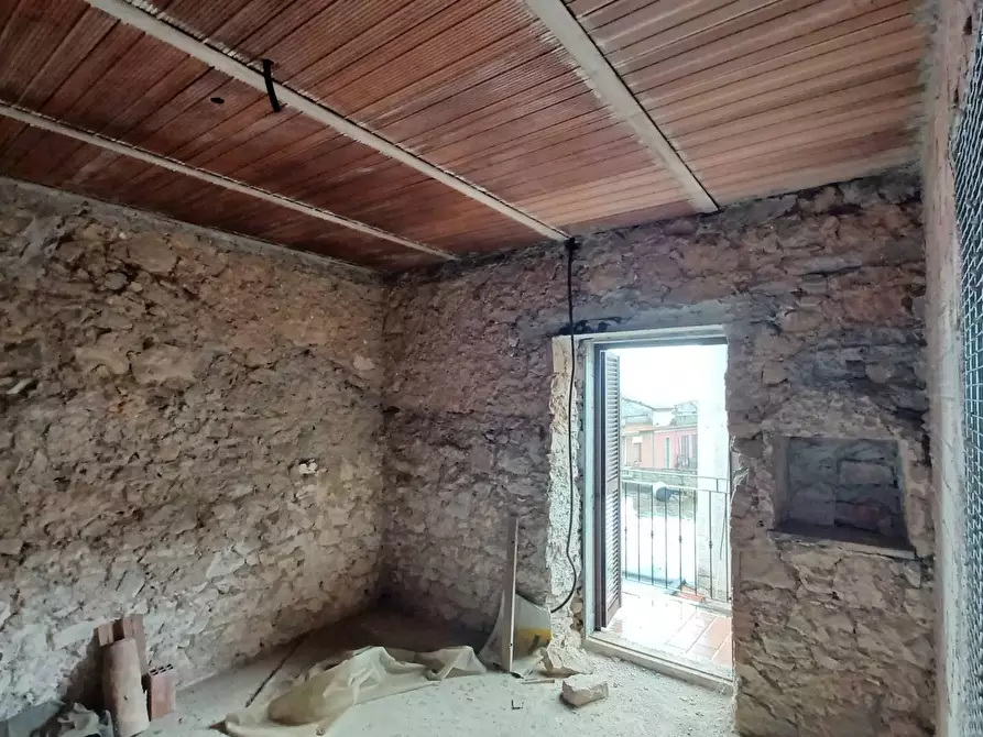 Immagine 1 di Appartamento in vendita  in Piazza Santa Reparata a Maenza