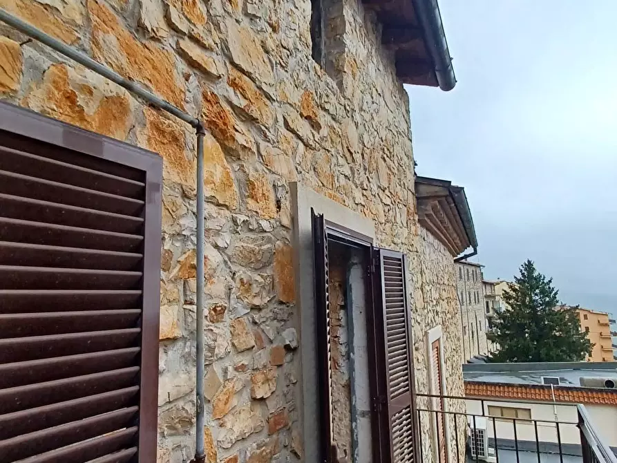 Immagine 8 di Appartamento in vendita  in Piazza Santa Reparata a Maenza