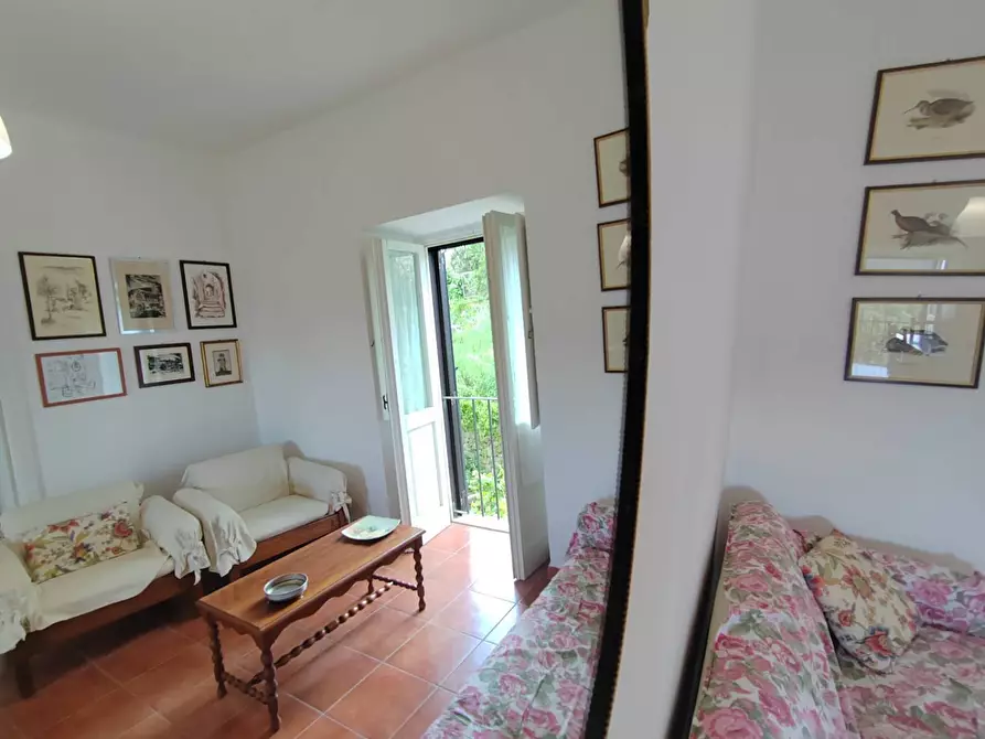 Immagine 3 di Appartamento in vendita  in Viale Della Repubblica 25 a Bassiano