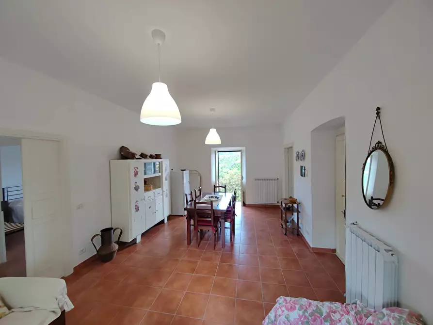 Immagine 5 di Appartamento in vendita  in Viale Della Repubblica 25 a Bassiano