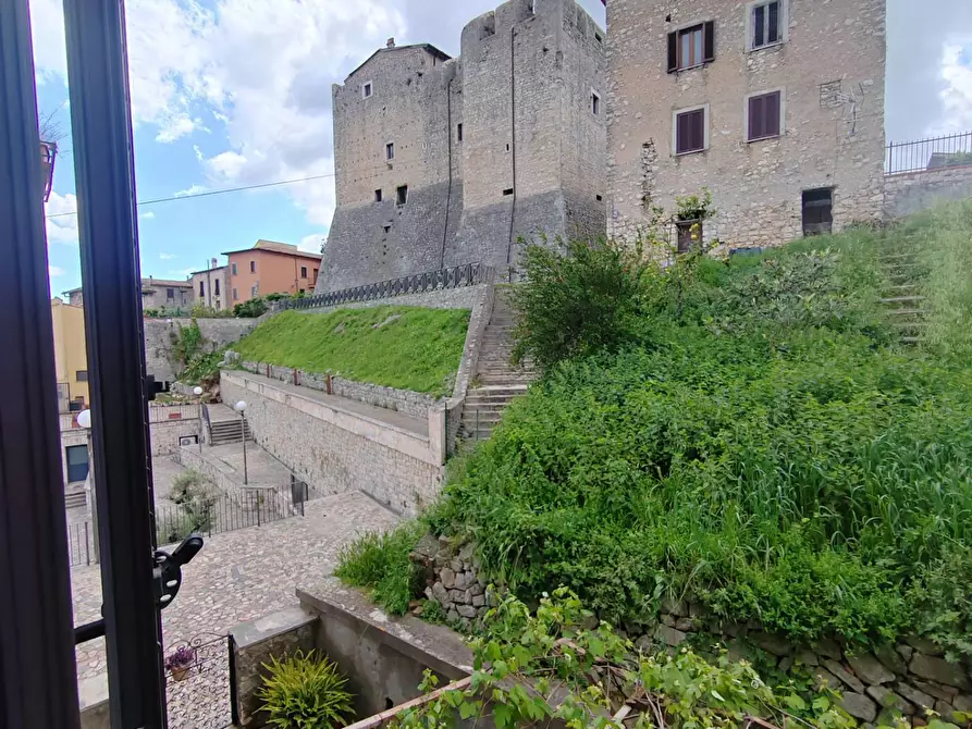 Immagine 27 di Appartamento in vendita  in Viale Della Repubblica 25 a Bassiano