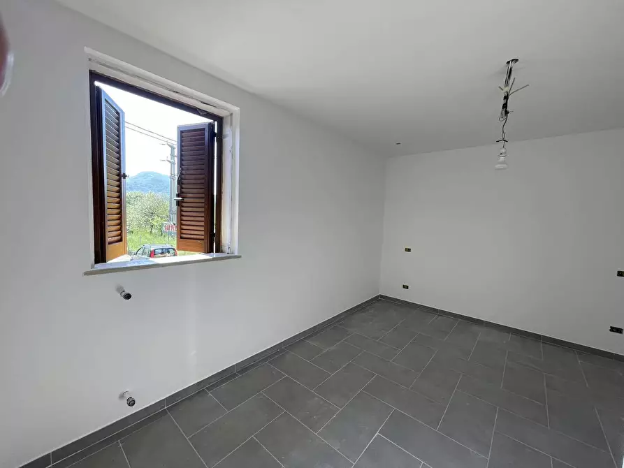 Immagine 5 di Appartamento in vendita  in via valle 69 a Alatri