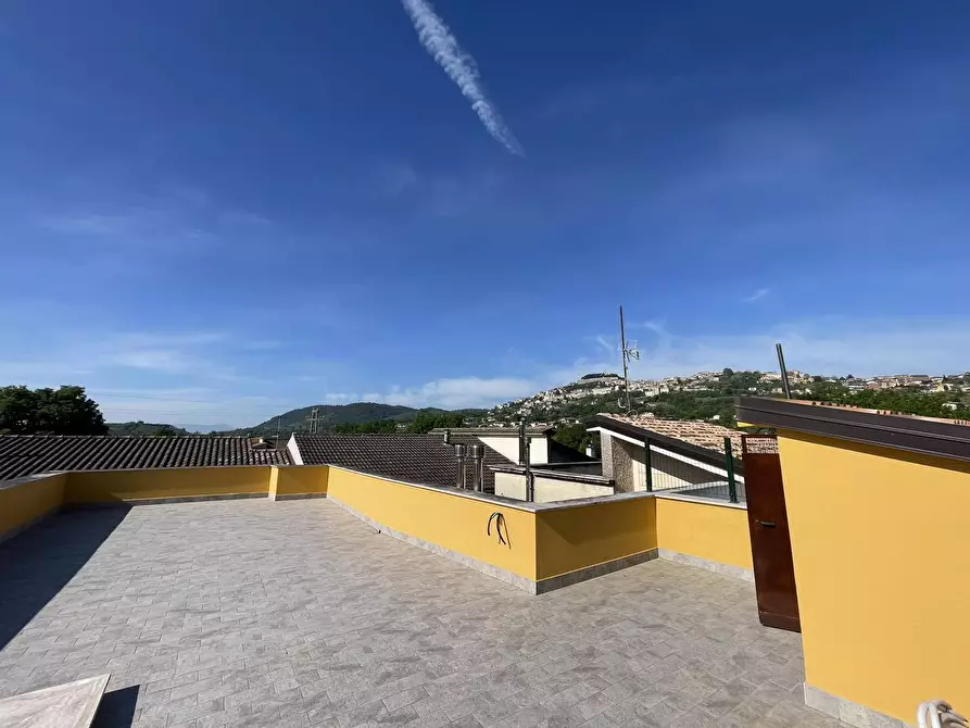 Immagine 15 di Appartamento in vendita  in via valle 69 a Alatri