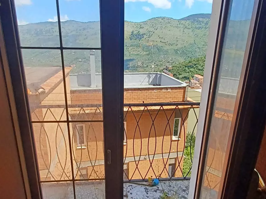 Immagine 2 di Appartamento in vendita  in Via Arringo a Bassiano