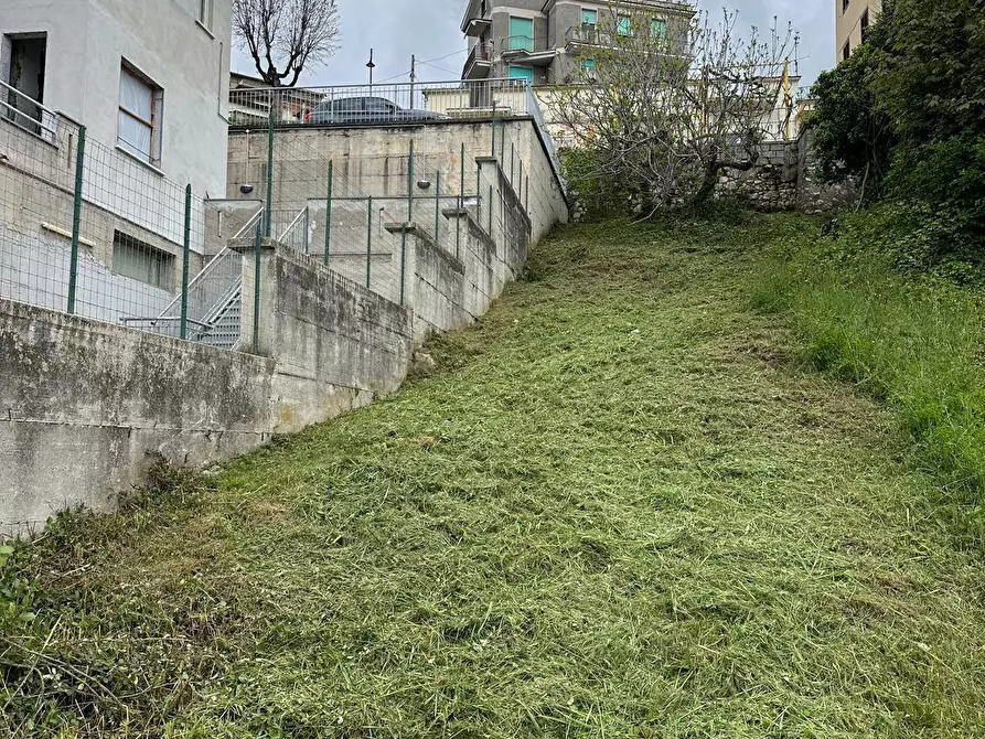 Immagine 5 di Locale commerciale in vendita  in via val madonna a Fiuggi