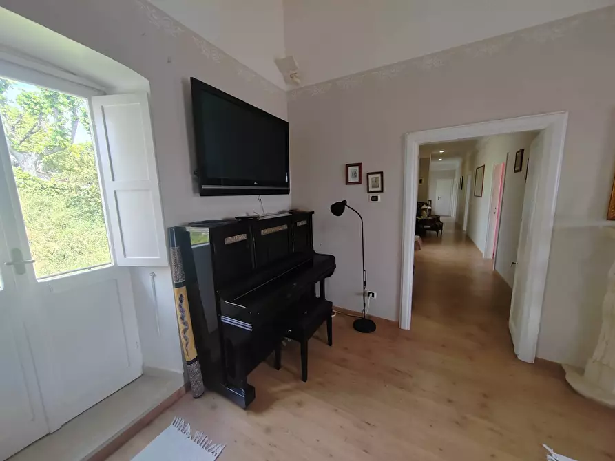 Immagine 8 di Appartamento in vendita  in Viale Della Repubblica 23 a Bassiano