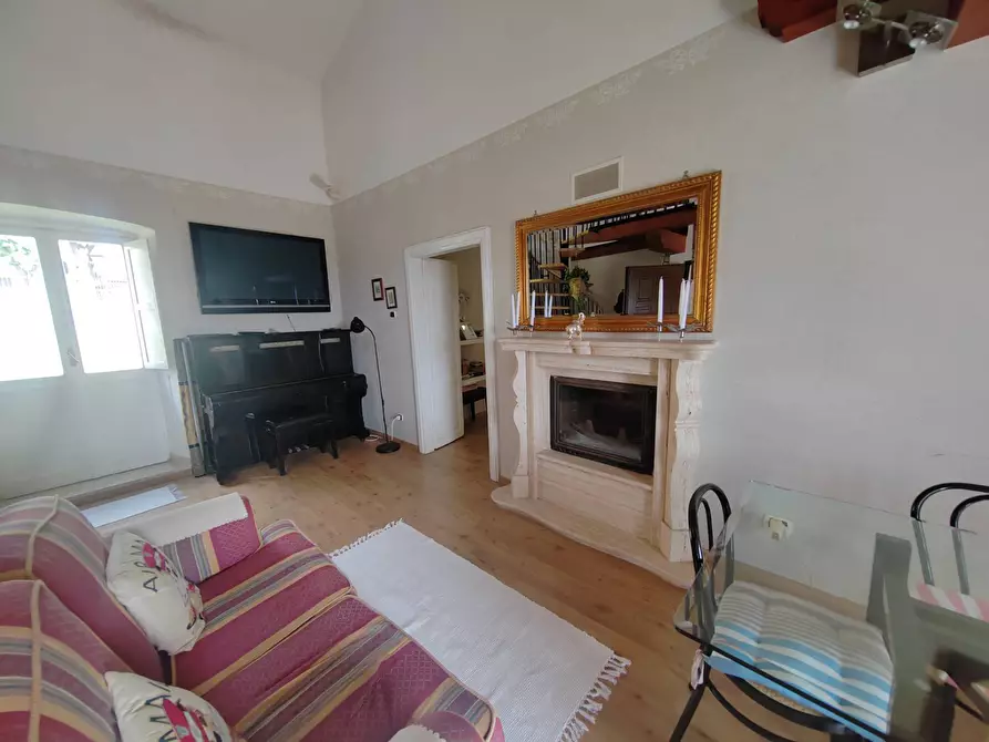 Immagine 10 di Appartamento in vendita  in Viale Della Repubblica 23 a Bassiano