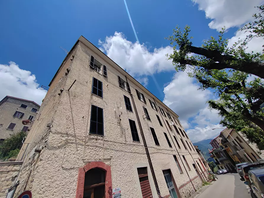 Immagine 44 di Appartamento in vendita  in Viale Della Repubblica 23 a Bassiano