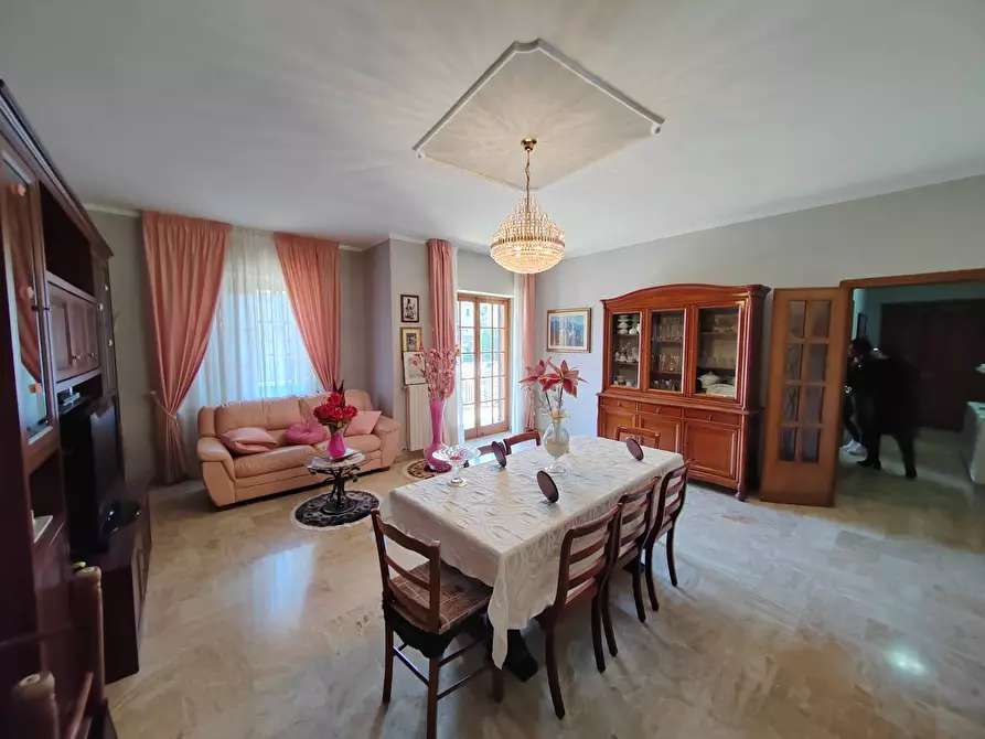 Immagine 1 di Appartamento in vendita  in Via Beata Maria De Mattias 11 a Bassiano