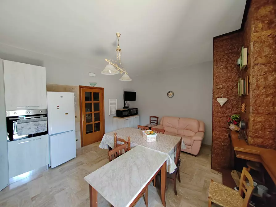 Immagine 26 di Appartamento in vendita  in Via Beata Maria De Mattias 11 a Bassiano