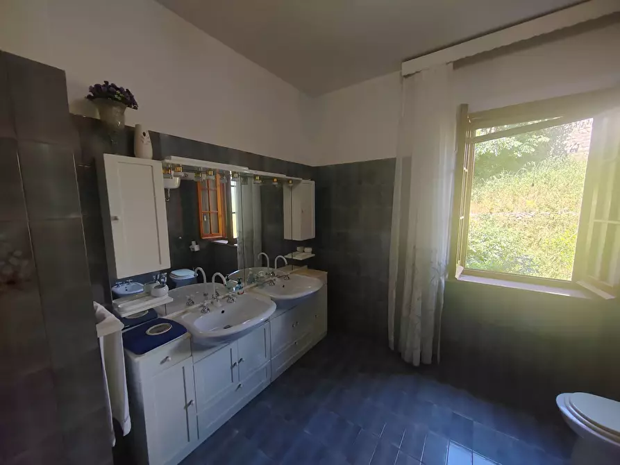 Immagine 53 di Appartamento in vendita  in Via Beata Maria De Mattias 11 a Bassiano