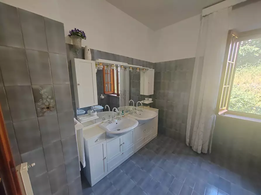 Immagine 55 di Appartamento in vendita  in Via Beata Maria De Mattias 11 a Bassiano