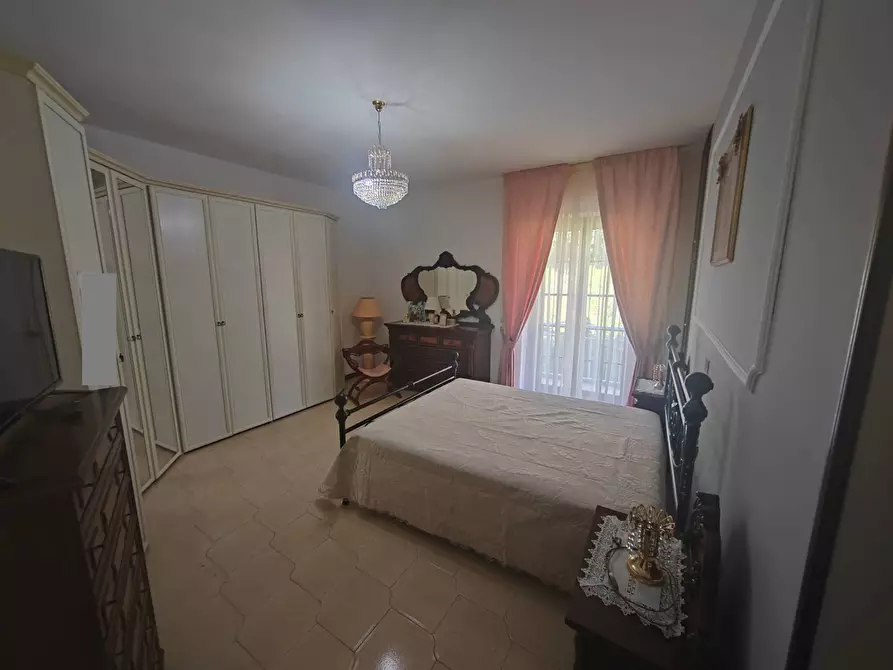 Immagine 59 di Appartamento in vendita  in Via Beata Maria De Mattias 11 a Bassiano