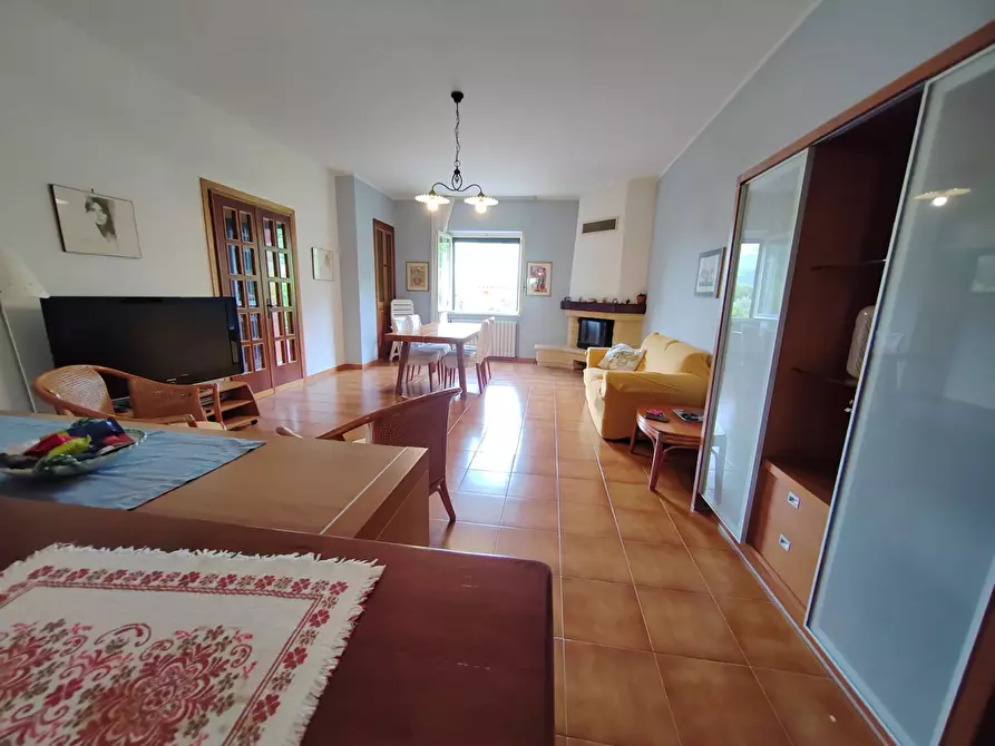 Immagine 4 di Villa in vendita  in Via Anime Sante 1 a Bassiano