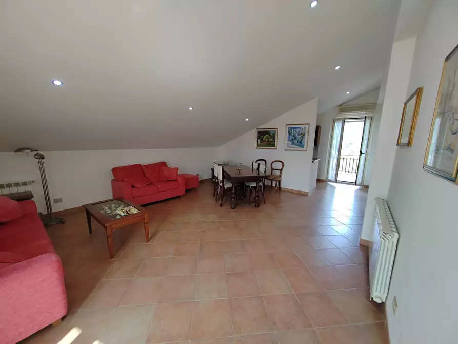 Immagine 42 di Villa in vendita  in Via Anime Sante 1 a Bassiano