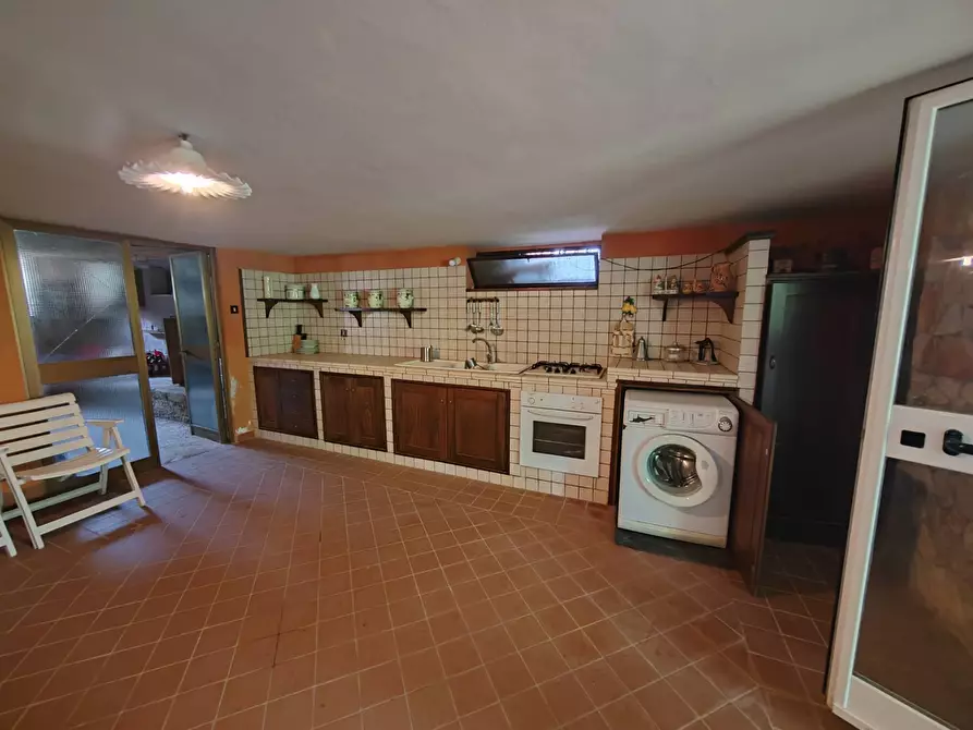 Immagine 52 di Villa in vendita  in Via Anime Sante 1 a Bassiano