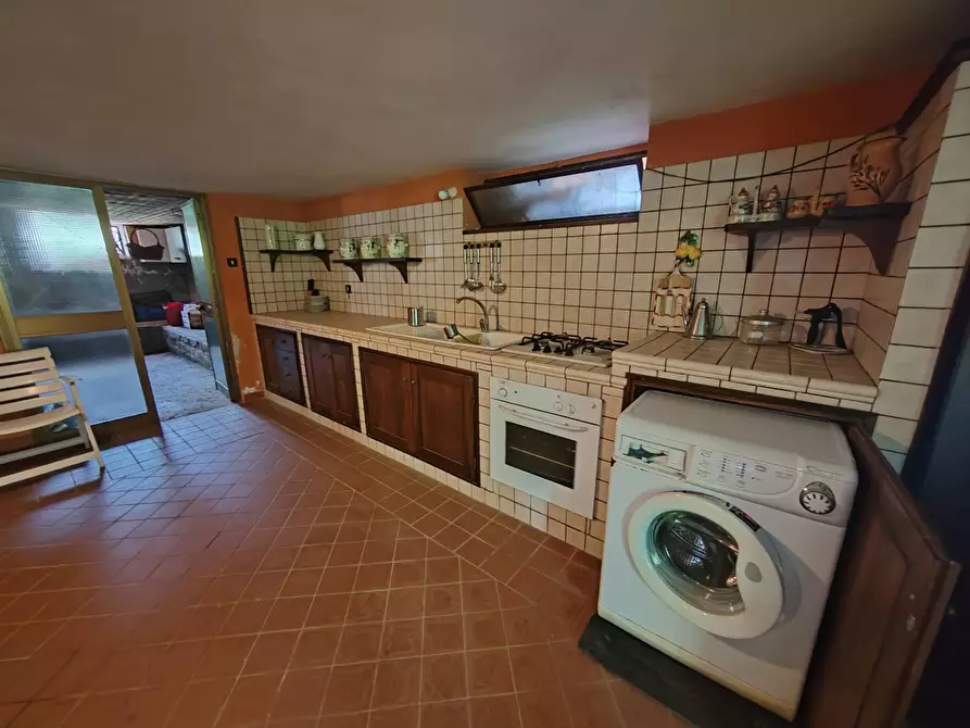 Immagine 53 di Villa in vendita  in Via Anime Sante 1 a Bassiano