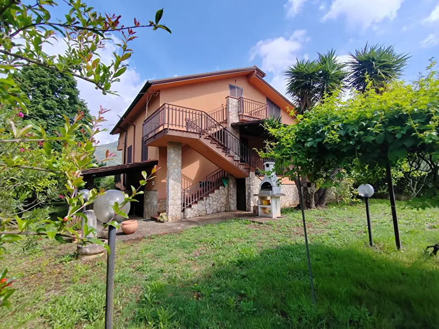 Immagine 100 di Villa in vendita  in Via Anime Sante 1 a Bassiano