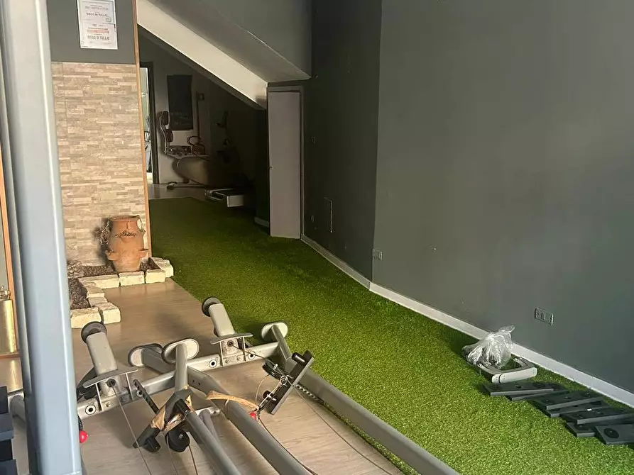 Immagine 4 di Locale commerciale in affitto  in via america latina 243 a Frosinone