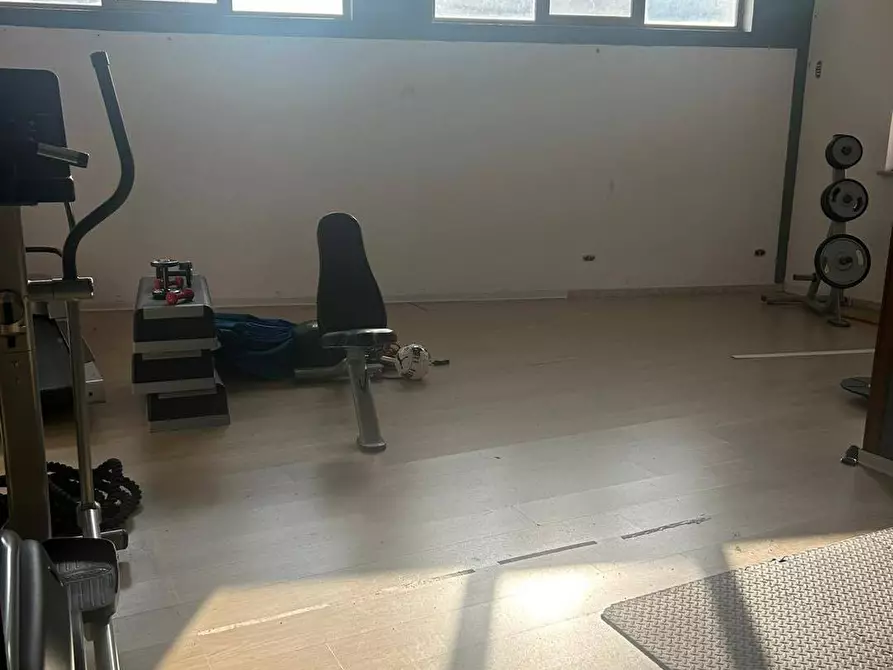 Immagine 6 di Locale commerciale in affitto  in via america latina 243 a Frosinone