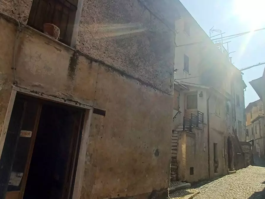 Immagine 13 di Palazzo in vendita  in Via Piave a Maenza