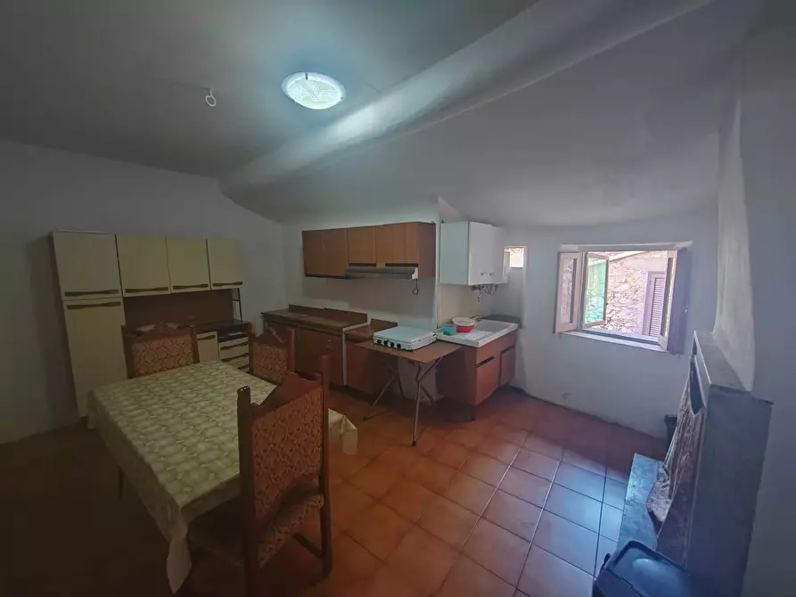 Immagine 3 di Appartamento in vendita  in Via Beata Maria De Mattias 22 a Arnara